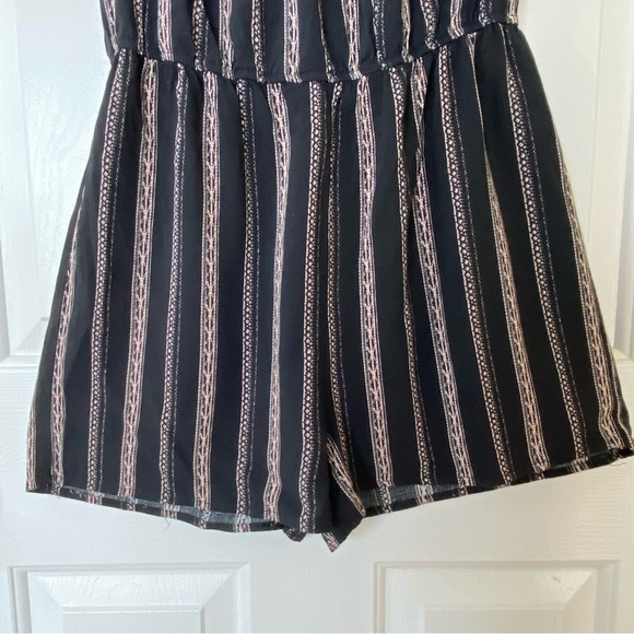 Black Off Shoulder Romper Womens Small - Picture 4 of 16